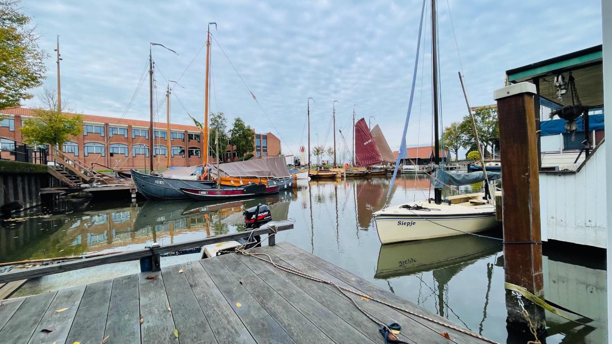 Hotel Woonboot 4 Harderwijk Exterior foto